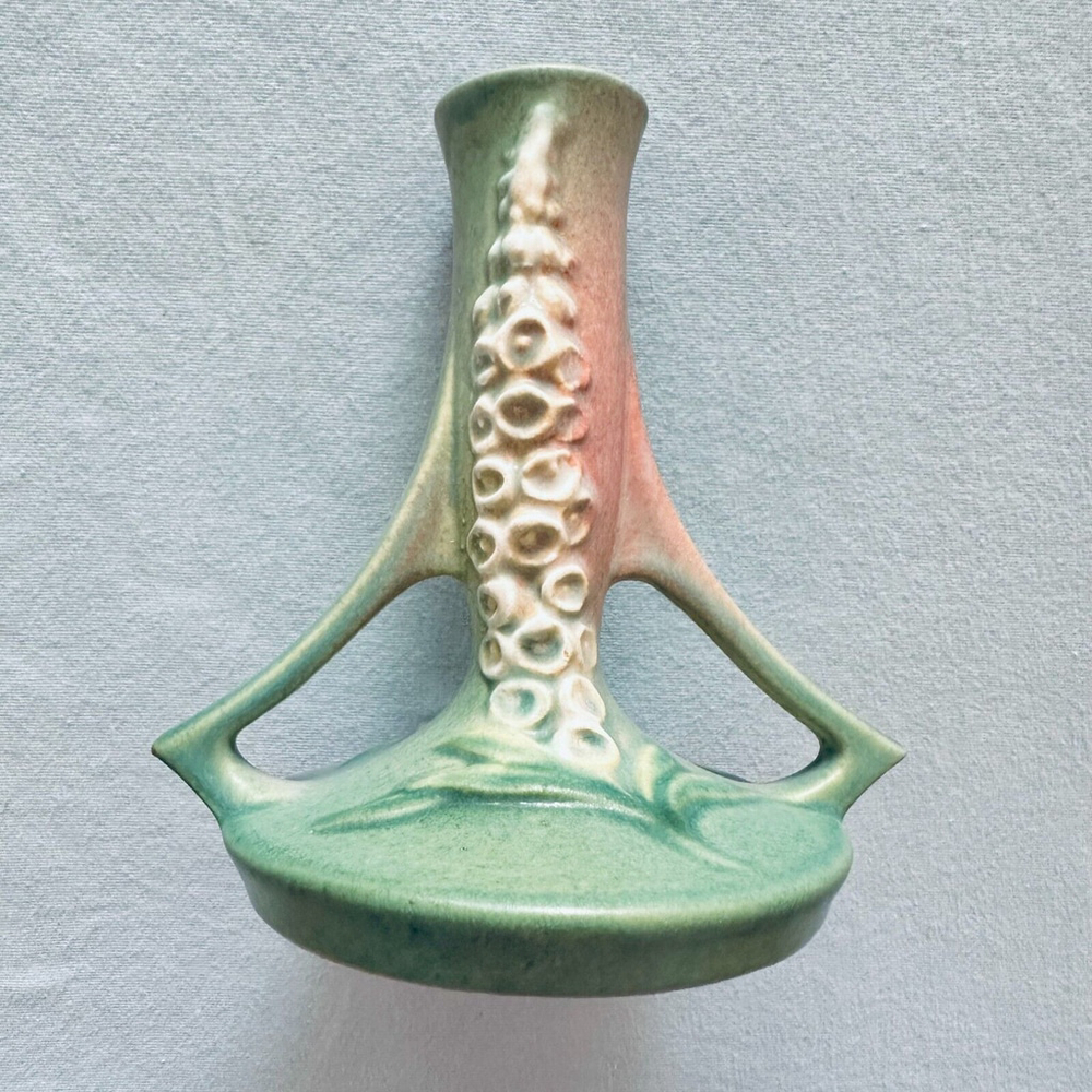 Roseville Pottery Foxglove Bud Vase, Shape 159-5, Petal Green